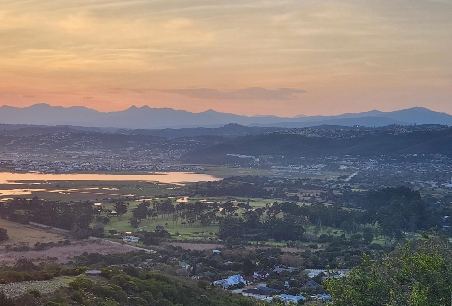  Bedroom Property for Sale in Fernwood Estate Western Cape